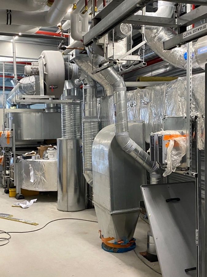 Local technique : gaines et caissons de traitement d'air calorifugés